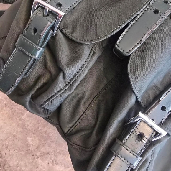 Authentic Vintage Prada Backpack Army Green Small - Picture 10 of 12